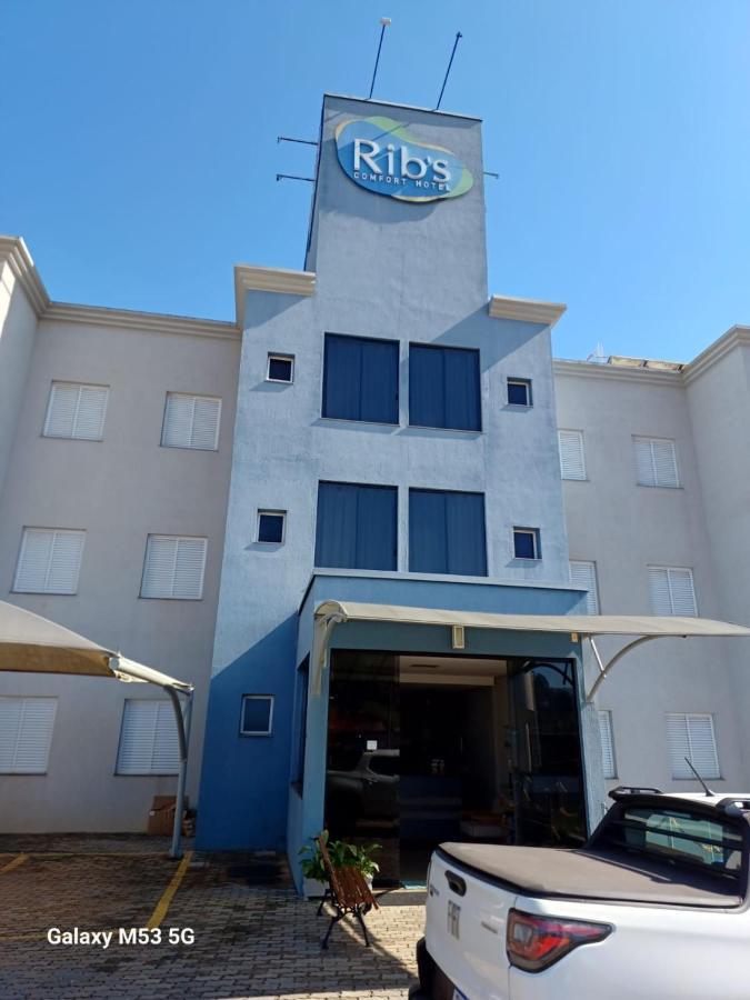 Ribs Hotel Пиуи Екстериор снимка